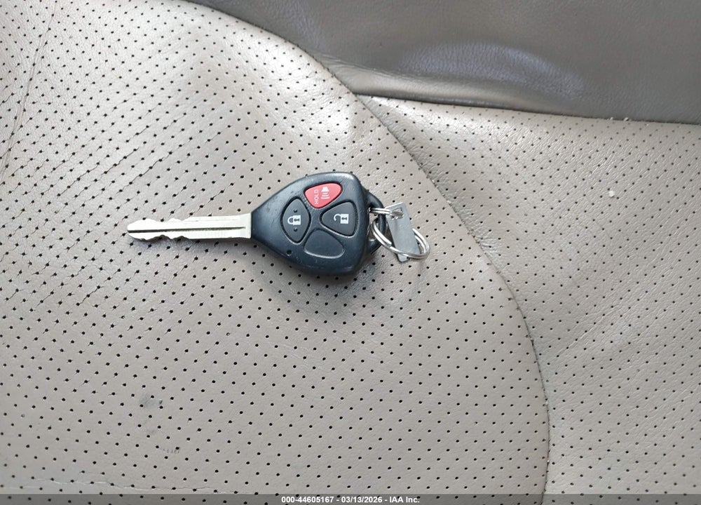2007 TOYOTA RAV4 LIMITED VIN: JTMBD31V176041866