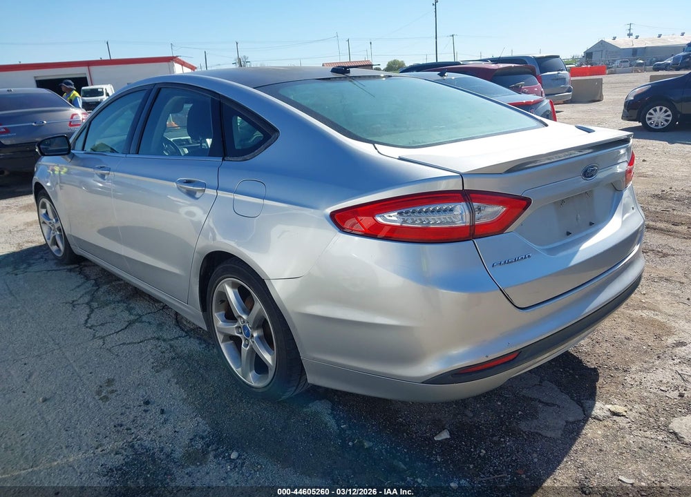 2013 FORD FUSION SE VIN: 3FA6P0H7XDR341232