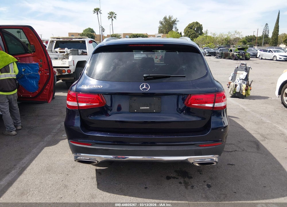 2018 MERCEDES-BENZ GLC 300 VIN: WDC0G4JB8JF453942