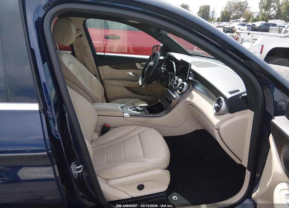 2018 MERCEDES-BENZ GLC 300 VIN: WDC0G4JB8JF453942