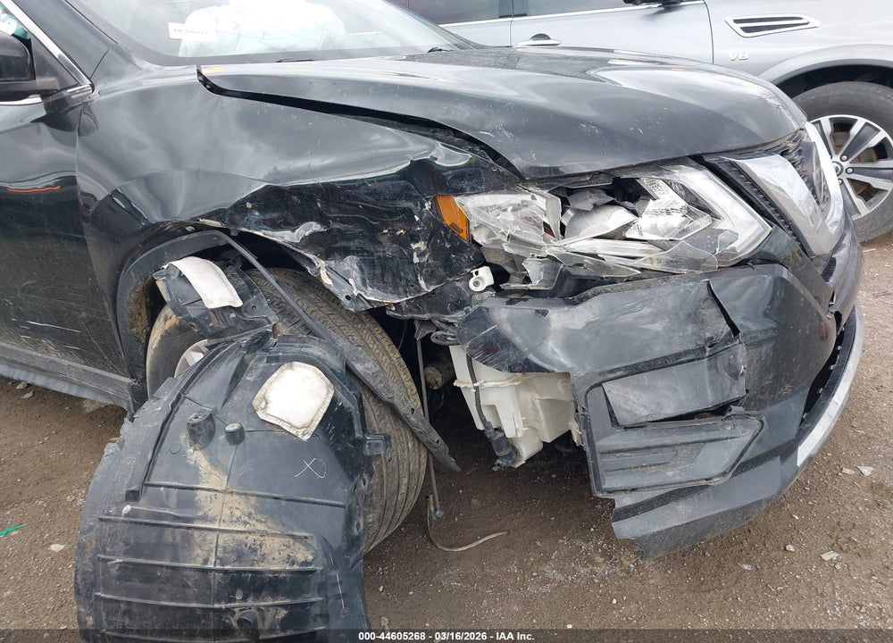2019 NISSAN ROGUE S VIN: 5N1AT2MTXKC821745