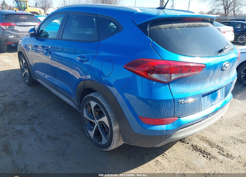 2017 HYUNDAI TUCSON SPORT VIN: KM8J3CA24HU408966