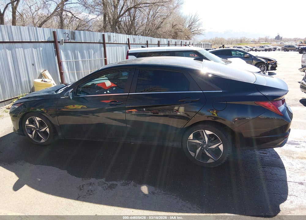 2022 HYUNDAI ELANTRA LIMITED VIN: 5NPLP4AG3NH068234