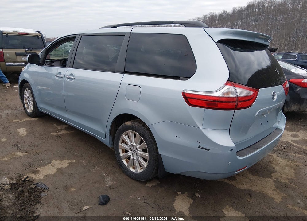 2015 TOYOTA SIENNA XLE PREMIUM 7 PASSENGER VIN: 5TDDK3DC6FS111210