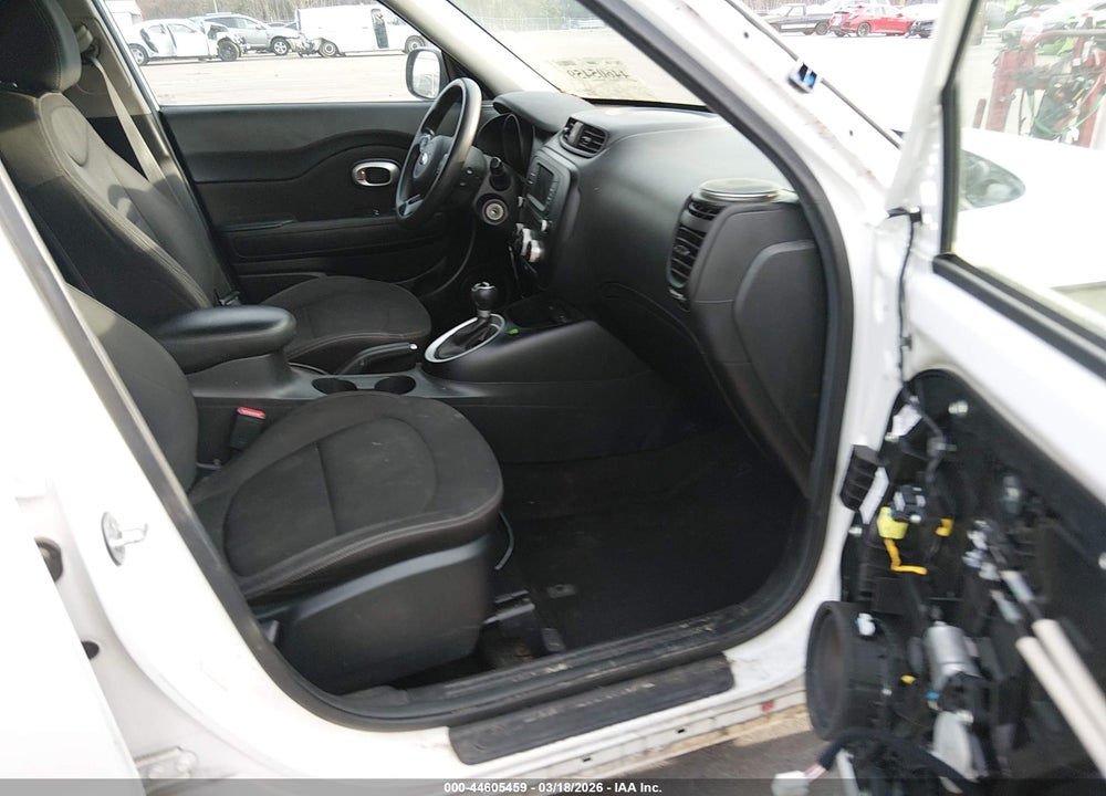 2018 KIA SOUL VIN: KNDJN2A20J7504882