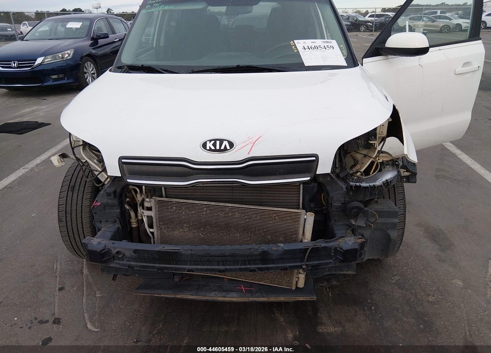 2018 KIA SOUL VIN: KNDJN2A20J7504882