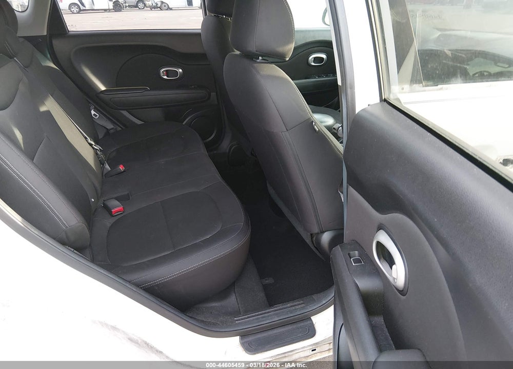 2018 KIA SOUL VIN: KNDJN2A20J7504882