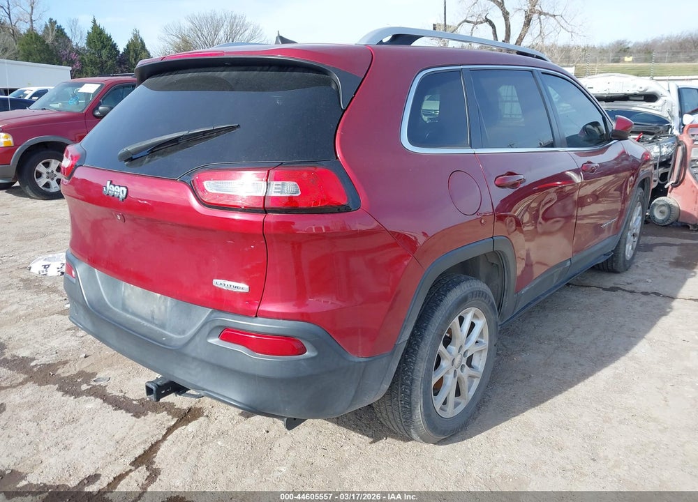 2016 JEEP CHEROKEE LATITUDE VIN: 1C4PJLCB5GW303177
