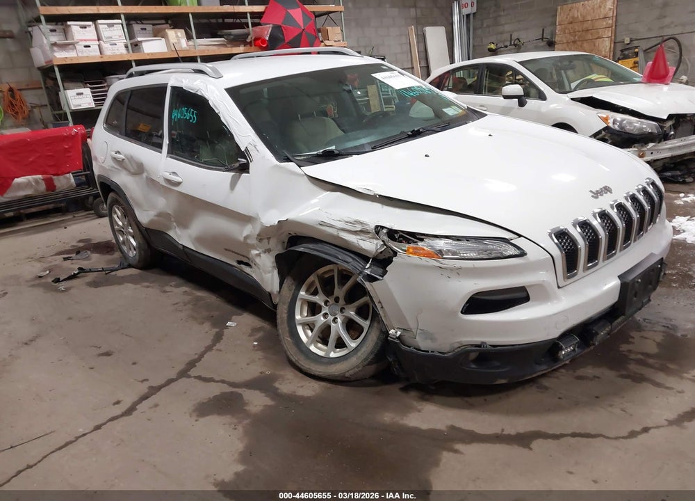 2015 JEEP CHEROKEE LATITUDE VIN: 1C4PJMCS8FW503040