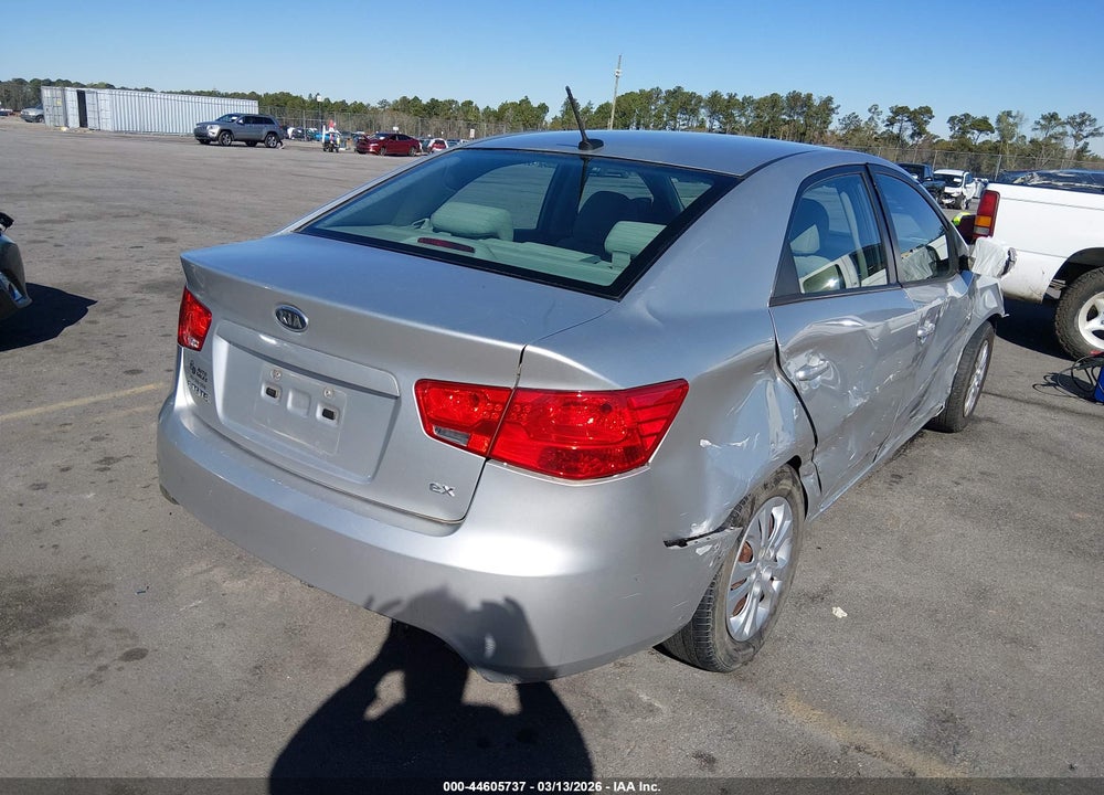 2013 KIA FORTE EX VIN: KNAFU4A20D5738828