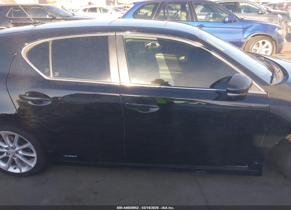 2013 LEXUS CT 200H VIN: JTHKD5BH0D2160885