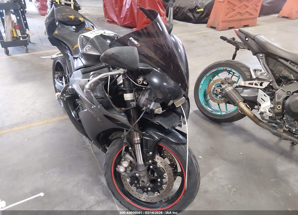 2006 YAMAHA YZFR1 C VIN: JYARN15Y46A002071