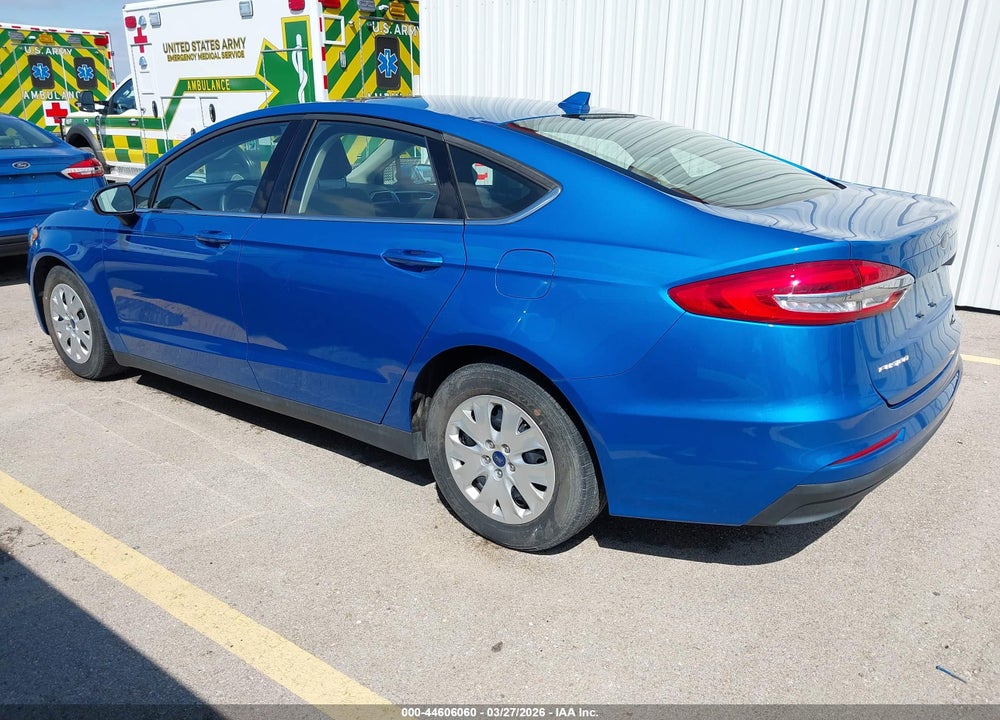 2020 FORD FUSION S VIN: 3FA6P0G7XLR201553