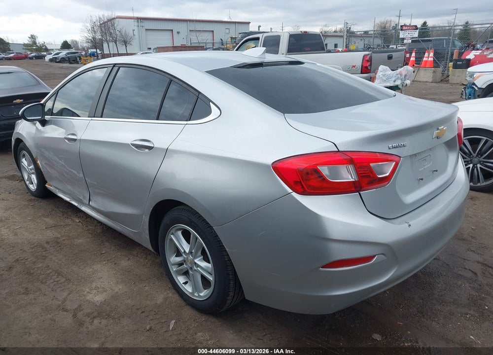 2017 CHEVROLET CRUZE LT AUTO VIN: 1G1BE5SMXH7260084