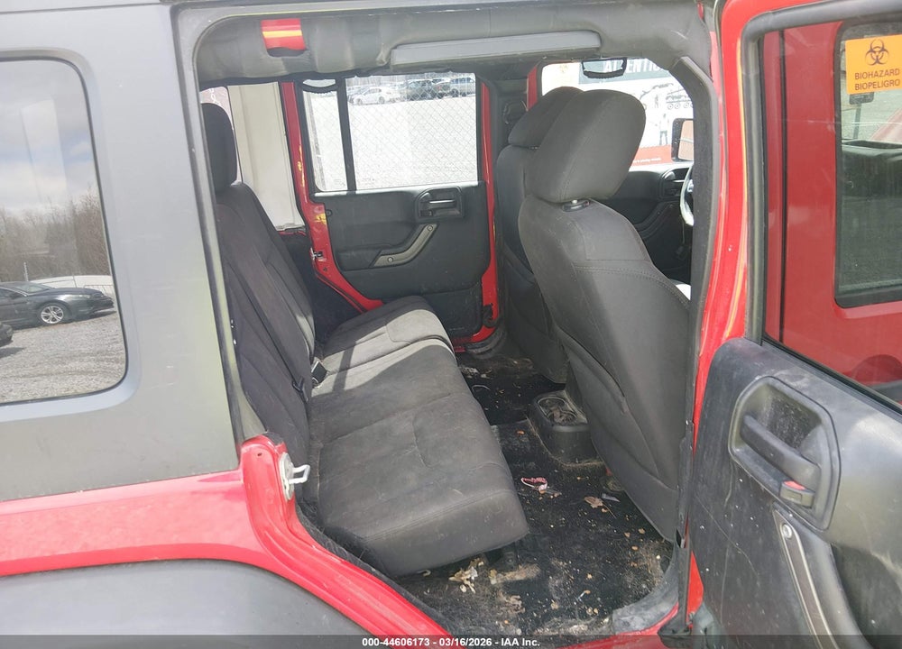 2016 JEEP WRANGLER UNLIMITED SPORT VIN: 1C4BJWDG6GL158464