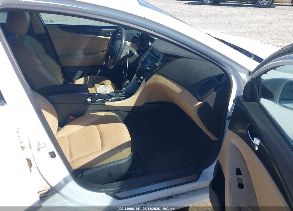 2014 HYUNDAI SONATA LIMITED VIN: 5NPEC4AC9EH853570