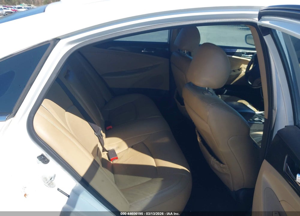 2014 HYUNDAI SONATA LIMITED VIN: 5NPEC4AC9EH853570