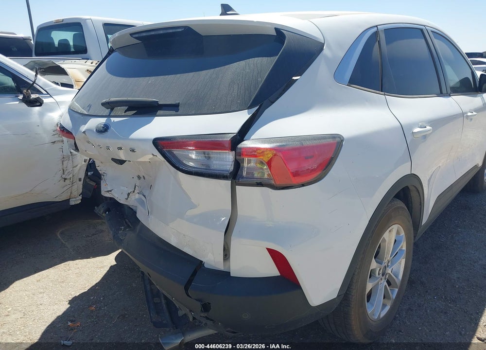 2022 FORD ESCAPE SE VIN: 1FMCU0G64NUB00321