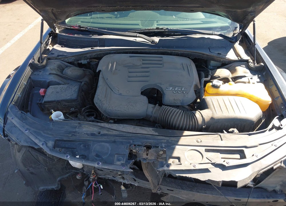 2015 CHRYSLER 300 LIMITED VIN: 2C3CCAAG9FH786895