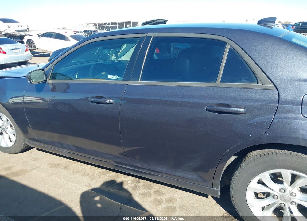 2015 CHRYSLER 300 LIMITED VIN: 2C3CCAAG9FH786895