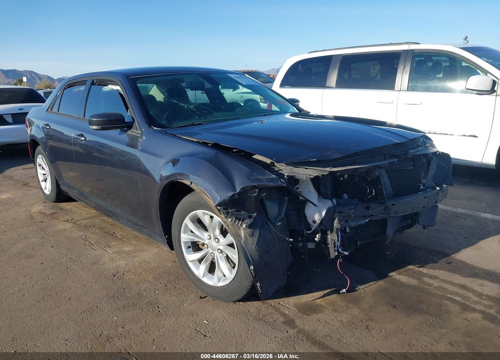 2015 CHRYSLER 300 LIMITED VIN: 2C3CCAAG9FH786895