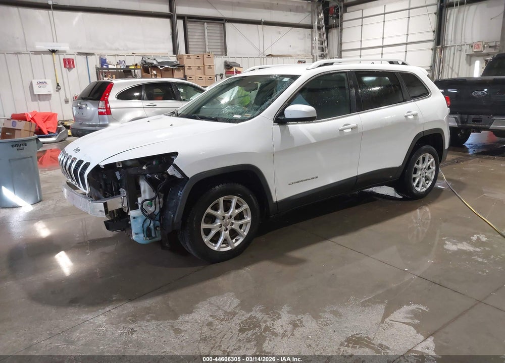 2015 JEEP CHEROKEE LATITUDE VIN: 1C4PJLCB9FW747242