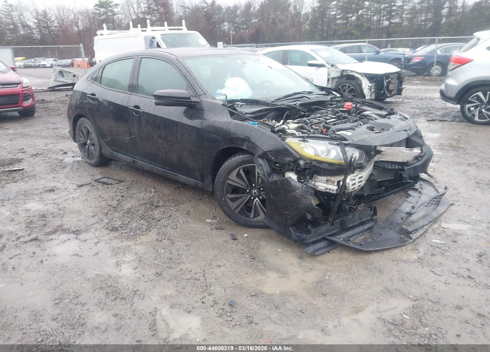 2018 HONDA CIVIC EX VIN: SHHFK7H52JU402651
