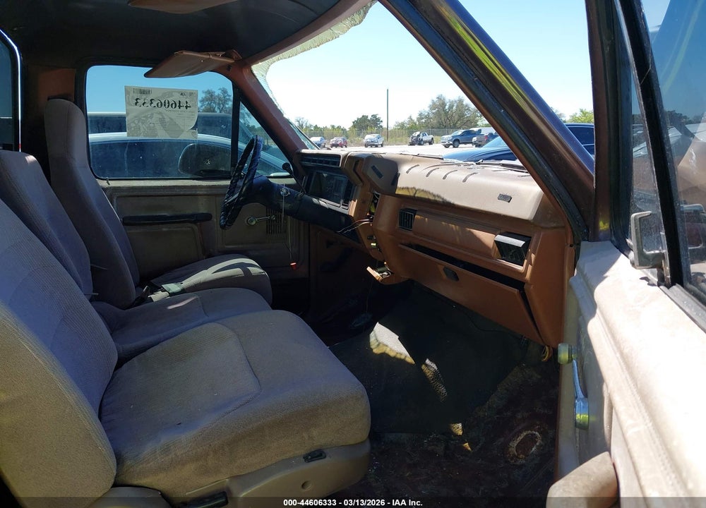 1982 FORD F150 VIN: 1FTDF15F2CNA13892