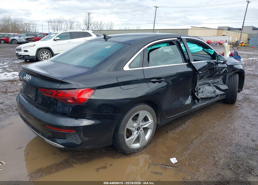 2022 AUDI A3 PREMIUM 40 TFSI FRONT-WHEEL DRIVE S TRONIC VIN: WAUAUDGY4NA037126