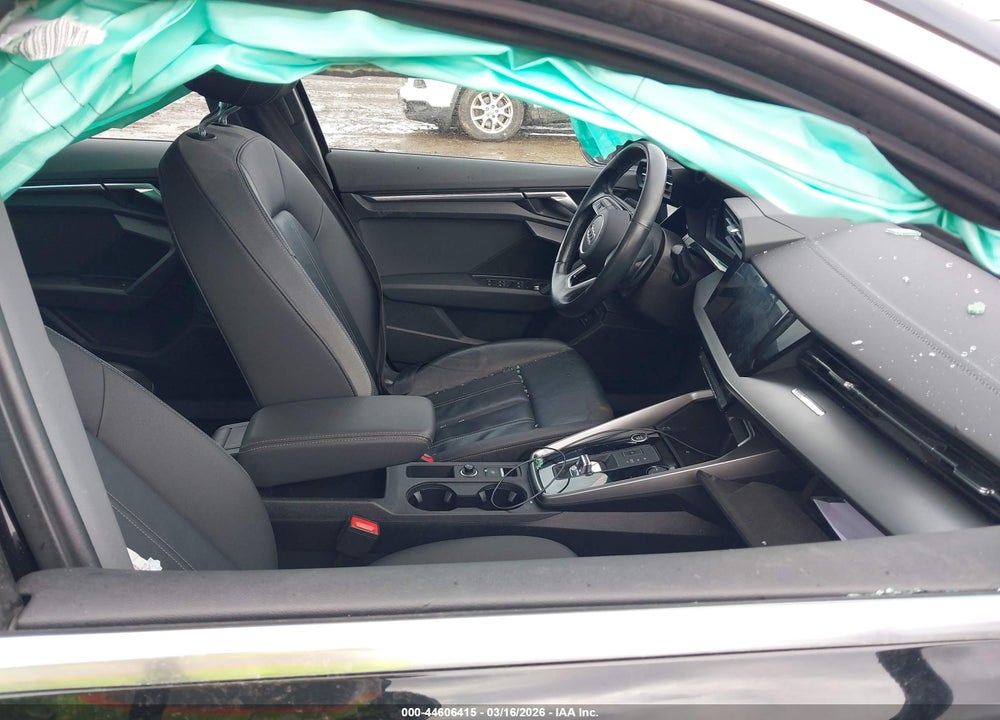 2022 AUDI A3 PREMIUM 40 TFSI FRONT-WHEEL DRIVE S TRONIC VIN: WAUAUDGY4NA037126