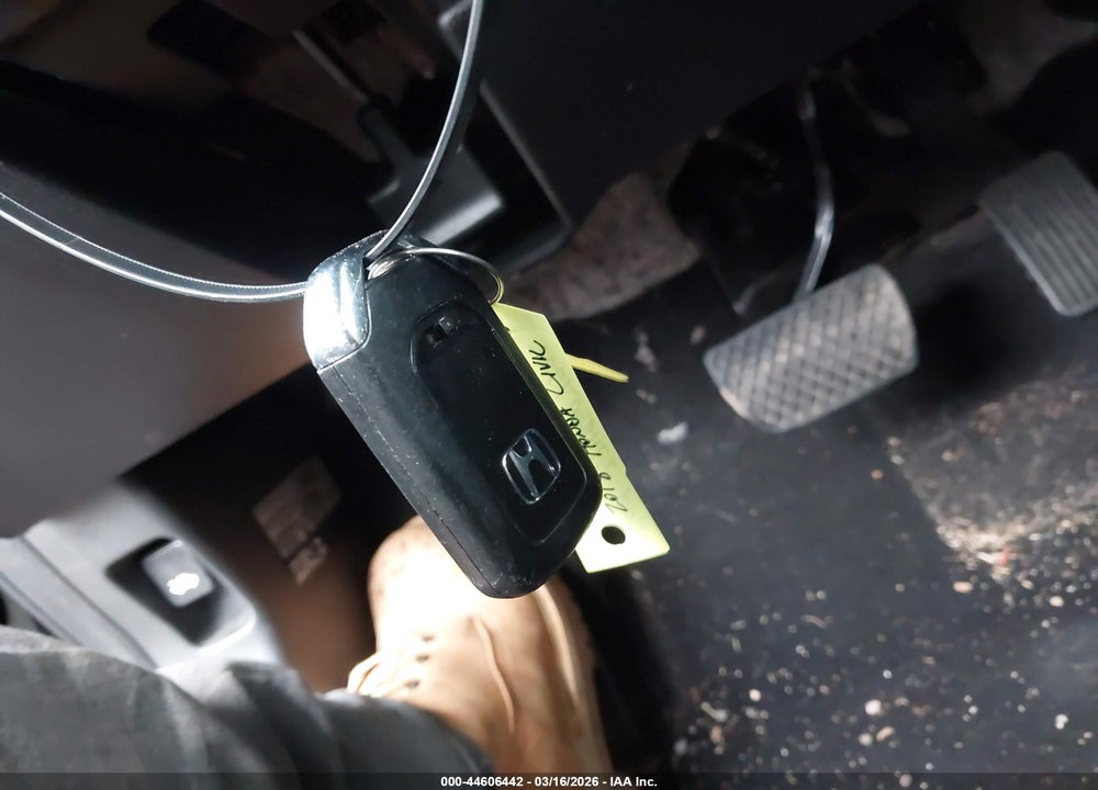 2018 HONDA CIVIC TOURING VIN: JHMFC1F93JX021123