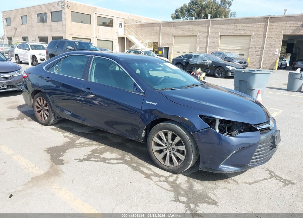 2015 TOYOTA CAMRY HYBRID XLE VIN: 4T1BD1FK4FU166952