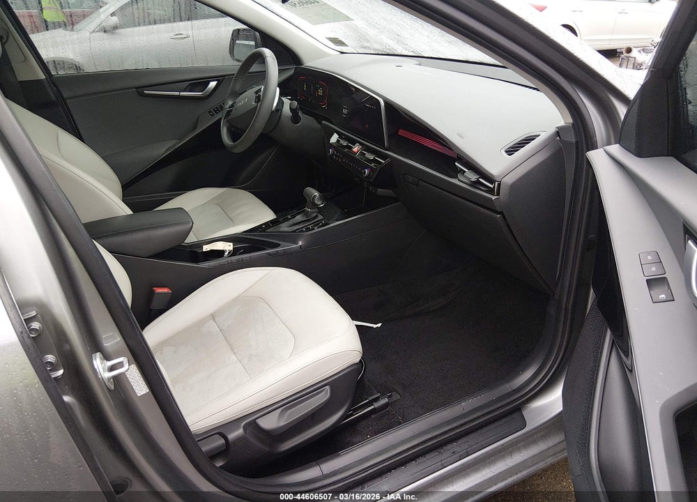 2023 KIA NIRO EX TOURING VIN: KNDCR3LE4P5047430