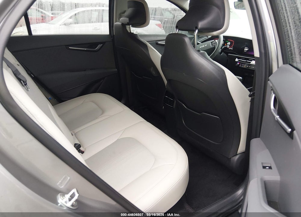 2023 KIA NIRO EX TOURING VIN: KNDCR3LE4P5047430
