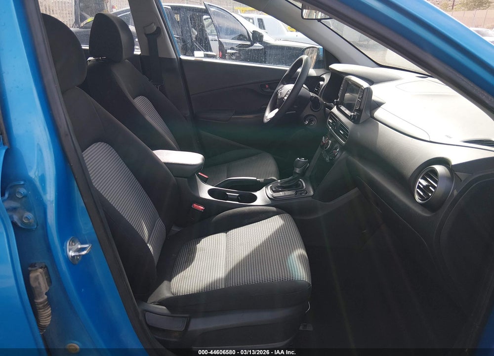 2020 HYUNDAI KONA SE VIN: KM8K1CAA4LU498145