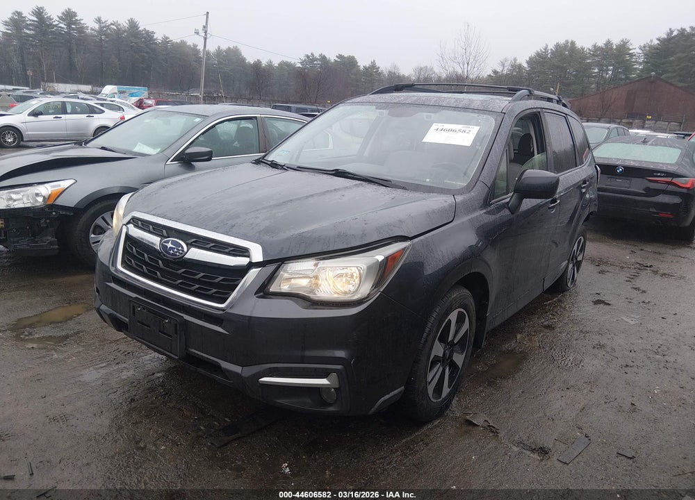 2018 SUBARU FORESTER 2.5I PREMIUM VIN: JF2SJAGC0JH511918