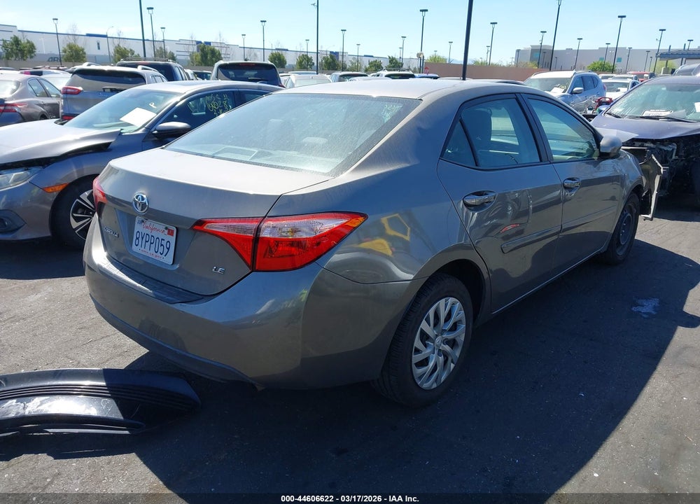 2018 TOYOTA COROLLA LE VIN: 2T1BURHEXJC032401