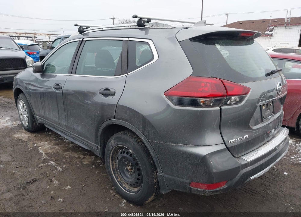 2019 NISSAN ROGUE S VIN: 5N1AT2MV1KC827113