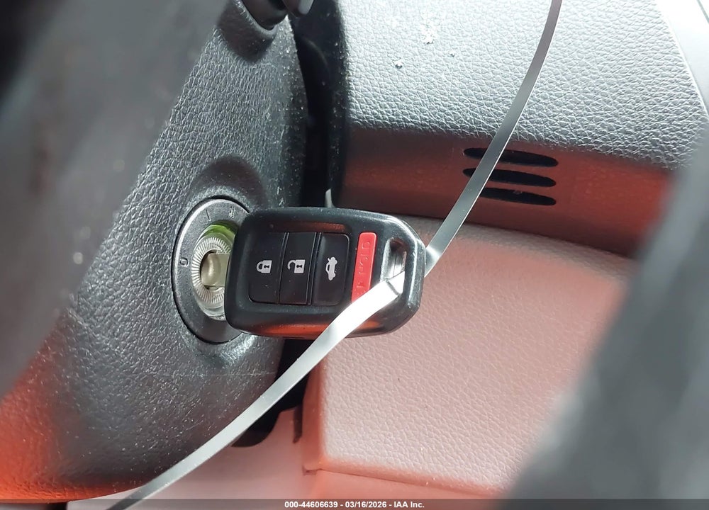2013 HONDA ACCORD LX VIN: 1HGCR2F33DA233209