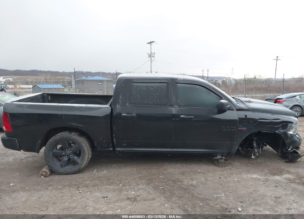 2017 RAM 1500 EXPRESS  4X4 5'7 BOX VIN: 3C6RR7KTXHG524414