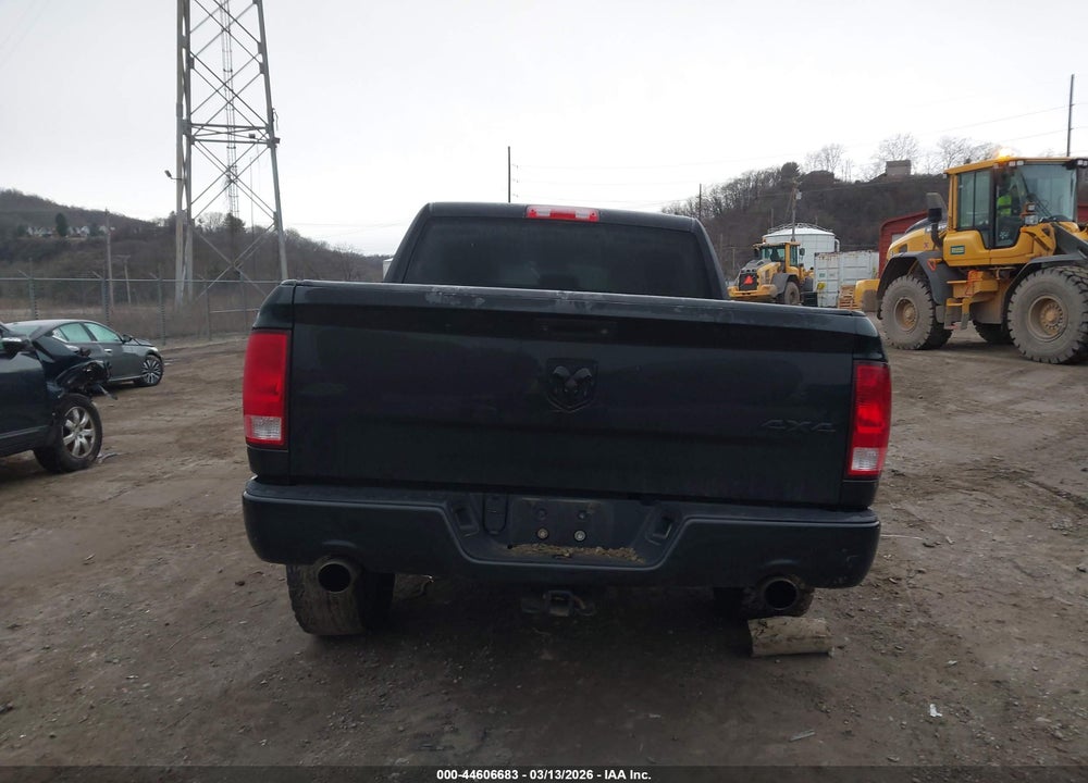 2017 RAM 1500 EXPRESS  4X4 5'7 BOX VIN: 3C6RR7KTXHG524414