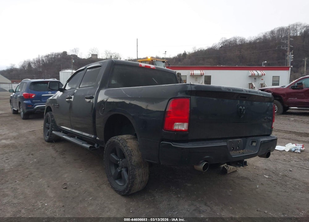 2017 RAM 1500 EXPRESS  4X4 5'7 BOX VIN: 3C6RR7KTXHG524414