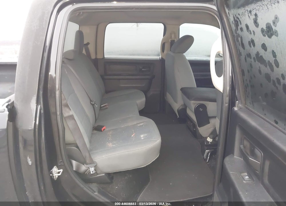 2017 RAM 1500 EXPRESS  4X4 5'7 BOX VIN: 3C6RR7KTXHG524414