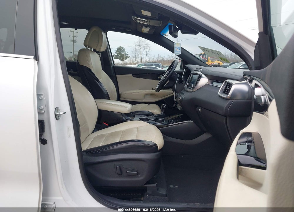 2016 KIA SORENTO 3.3L SXL VIN: 5XYPKDA50GG006539