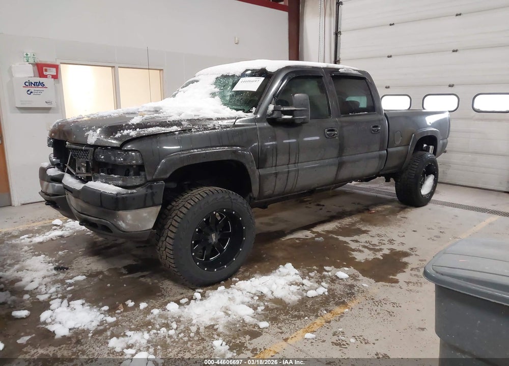 2001 CHEVROLET SILVERADO 2500HD LS VIN: 1GCHK23U01F118233