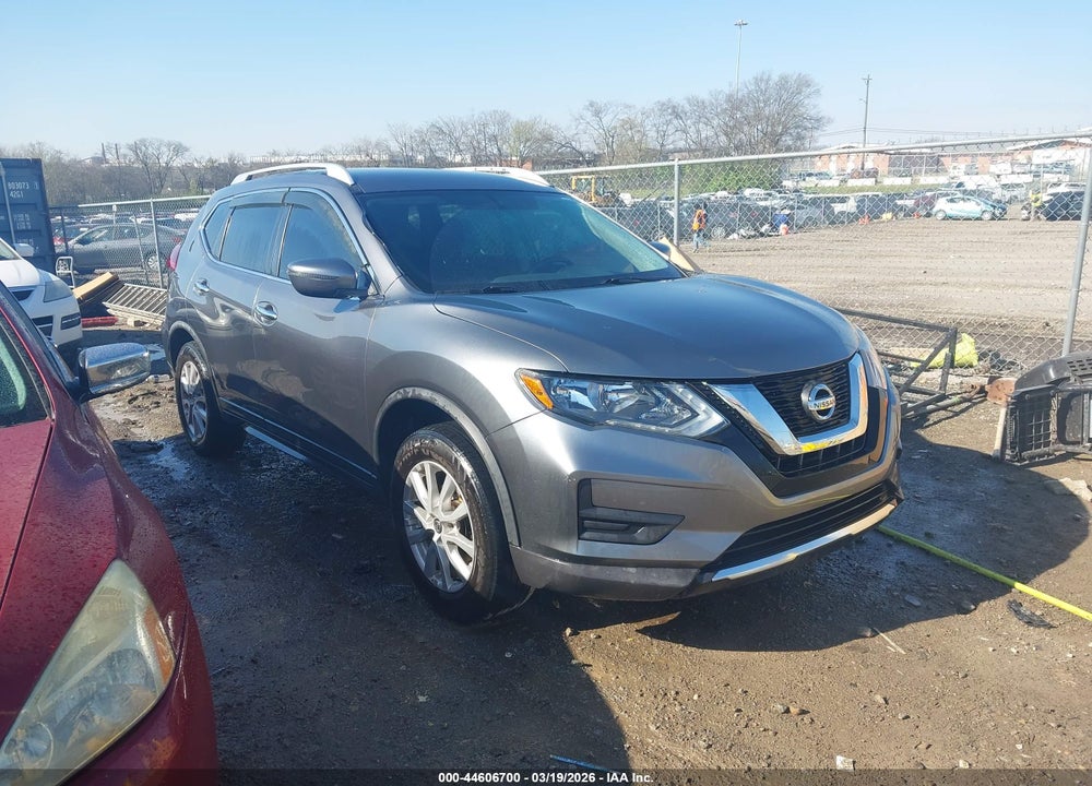 2018 NISSAN ROGUE SV VIN: KNMAT2MV6JP511699