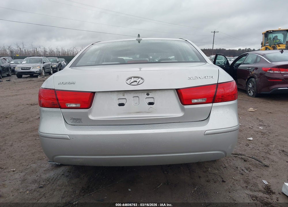 2009 HYUNDAI SONATA GLS VIN: 5NPET46C09H457509