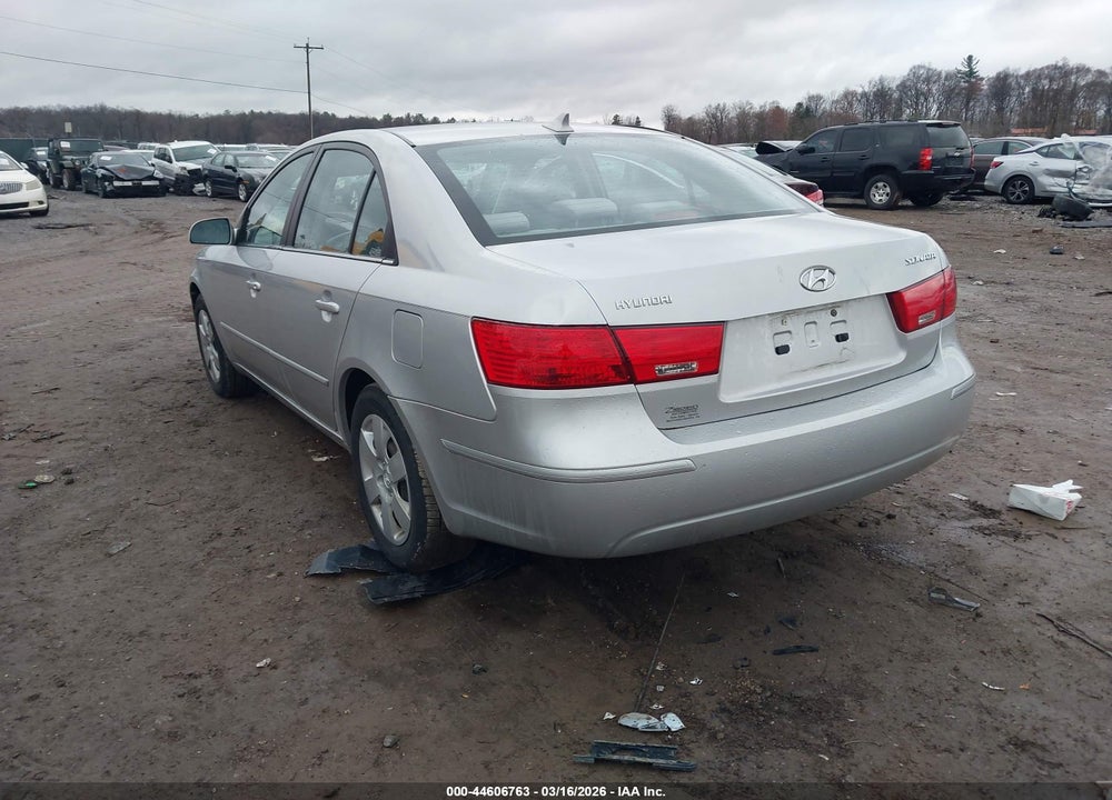 2009 HYUNDAI SONATA GLS VIN: 5NPET46C09H457509