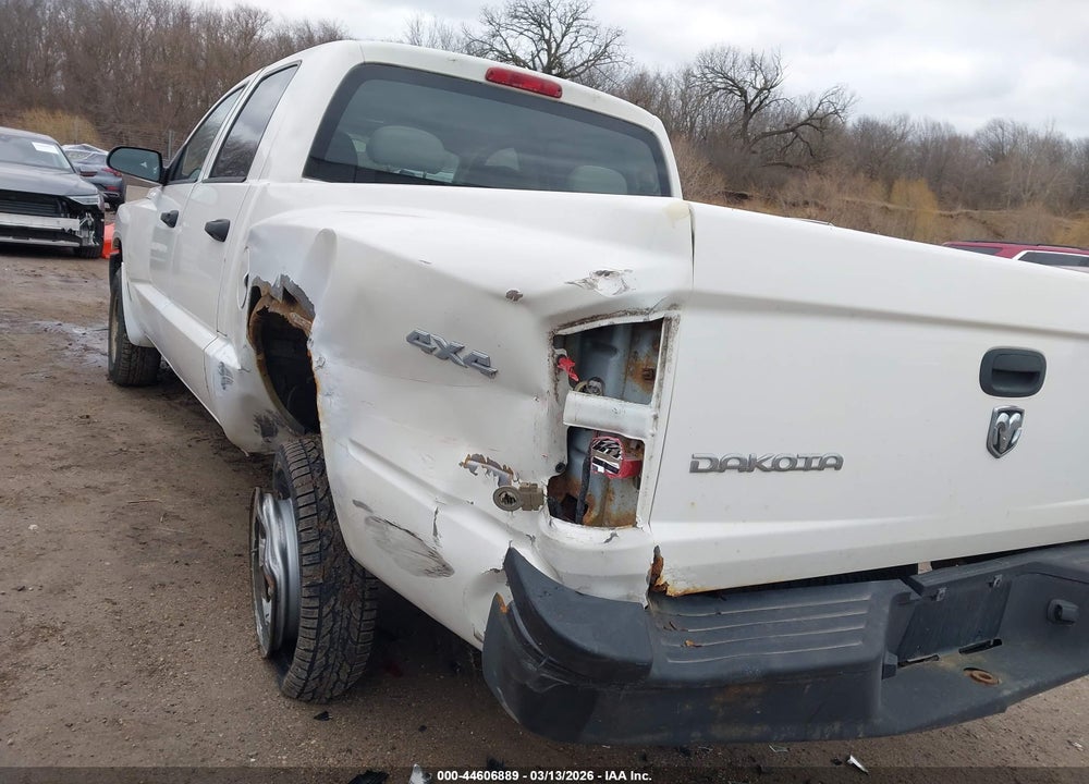2008 DODGE DAKOTA ST VIN: 1D7HW28K98S638725