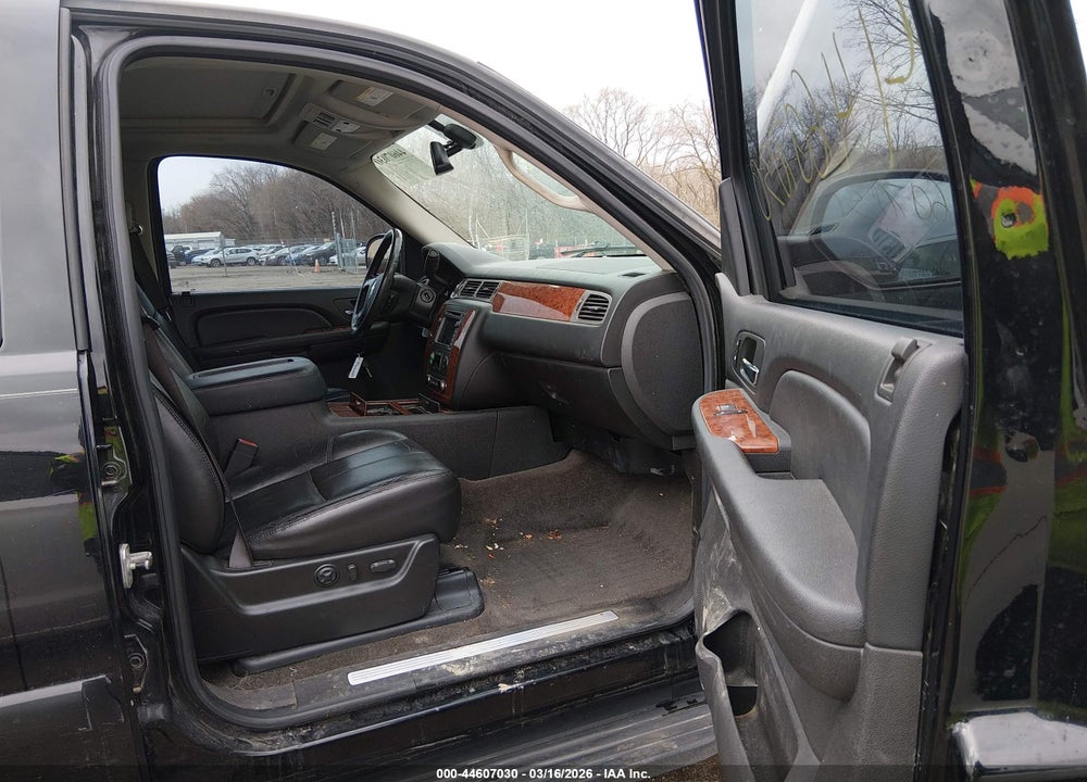 2008 CHEVROLET SUBURBAN 1500 LTZ VIN: 3GNFK16308G306254
